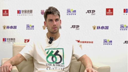 的轮换如行 的轮换如行