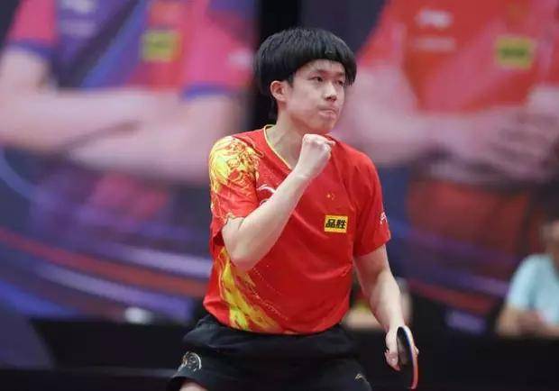 他在反击速 他在反击速